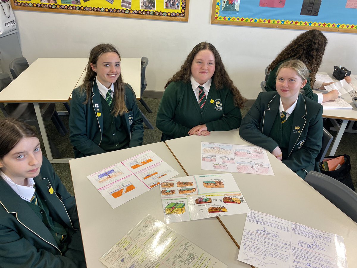Stceciliasgeog's tweet image. Our A2 #geographers proudly displaying their plate tectonic revision displays. #VisualLearning #RevisionTechniques 🌎 @StCeciliasDerry