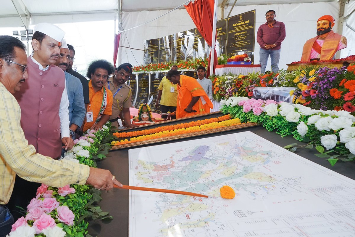 Devendra Fadnavis tweet media