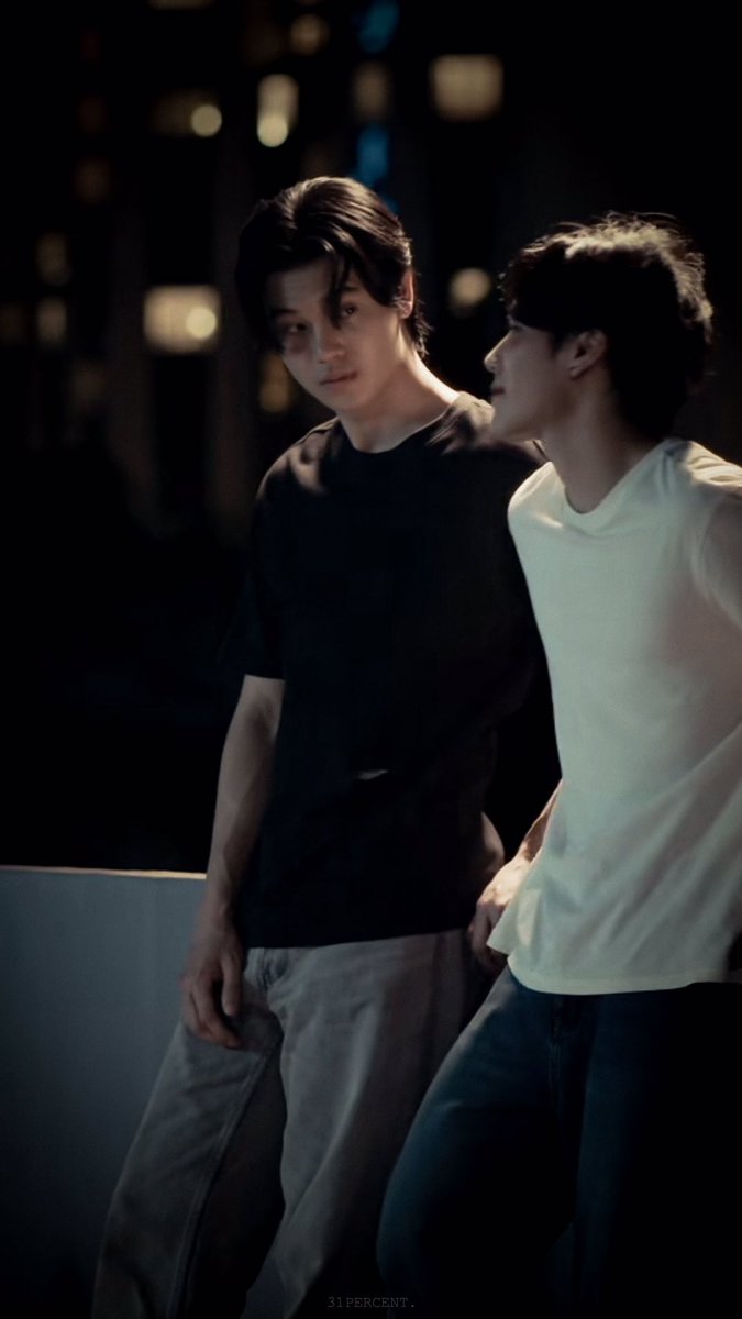 WanaAnanYW's tweet image. เขินว่ะ