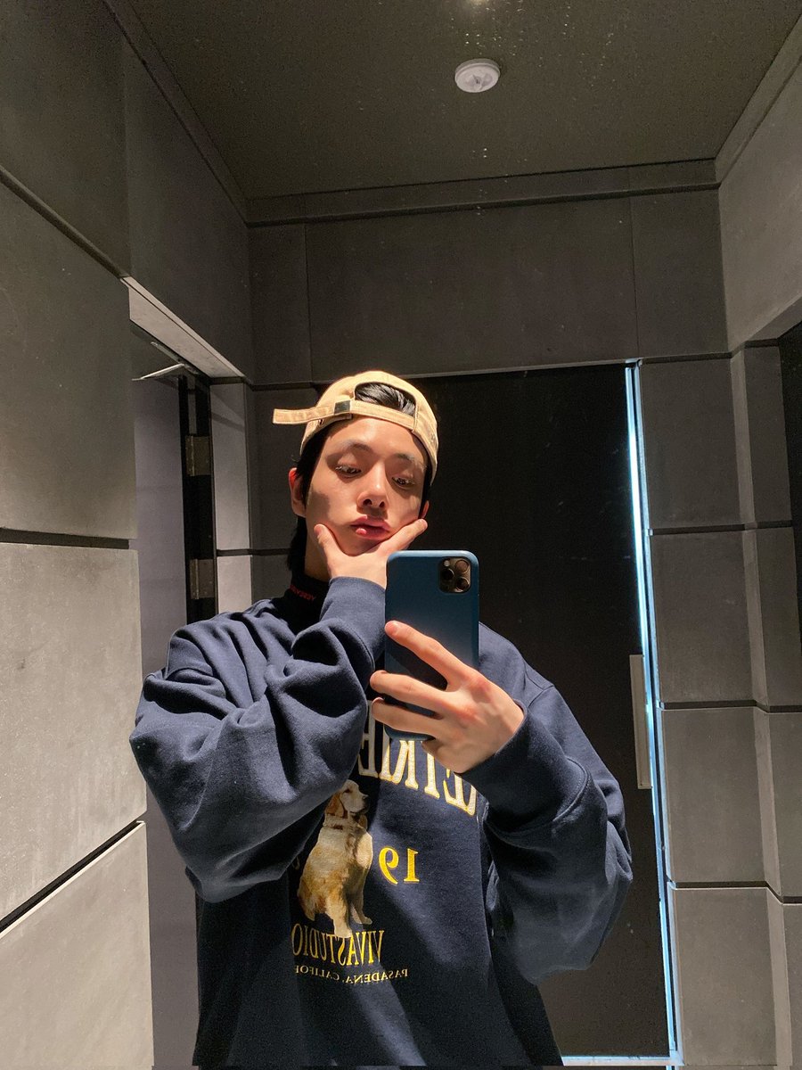 𝚟ä𝚖թ-𝚍𝐢es ! tweet media