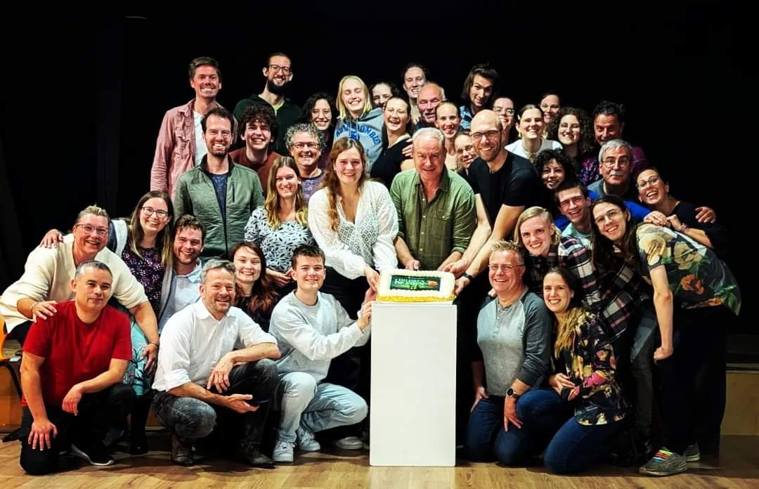 De cast is officieel gestart met Children of Eden 🥳

#SempreSereno #ChildrenofEden #StephenSchwarz #Wageningen #Junushoff #WUR #Musical #Theater #Cultuurinwageningen