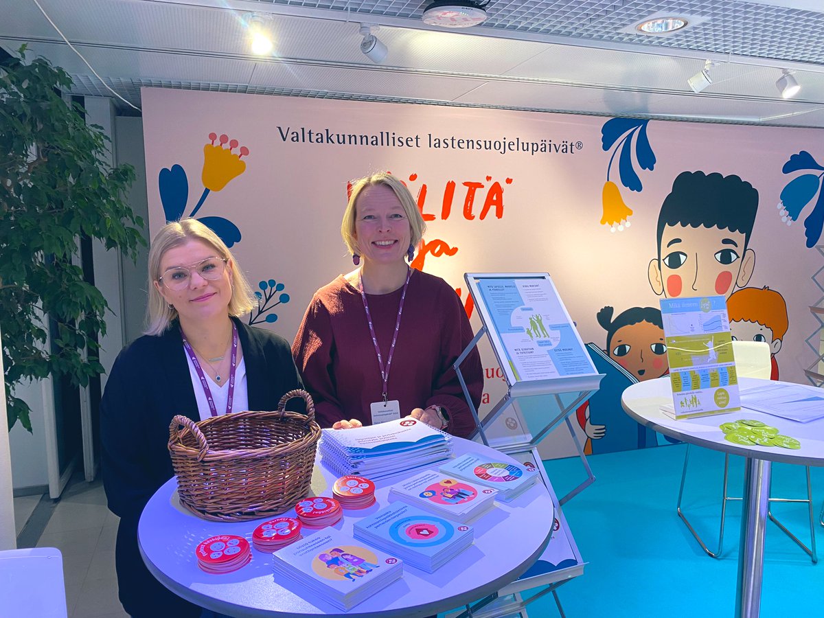 📣Tänään ja huomenna 8.-9.10. löydät meidät Lastensuojelupäiviltä Tampere-talosta. 

🙋🏼‍♀️Tervetuloa moikkaamaan!

T: Kaisu, Kirsi &amp; Soile

#lastensuojelupäivät2024 #PerheetKeskiöön