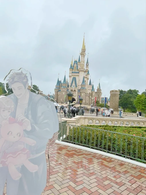 大樹と奏斗、シンデレラ城だよ シンデレラ城、大樹と奏斗だよ とても雨だね