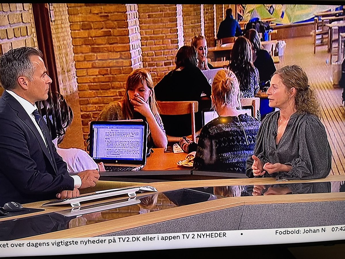 "Skiftende kommissioner har i de sidste 50 år arbejdet med ideer til, hvordan man kan ligestille det teoretiske og det praktiske. Nu får vi en reform med lige præcis den ambition. Forhåbentlig kan det gøre valget af en erhvervsrettet ungdomsuddannelse lettere - fordi man ikke