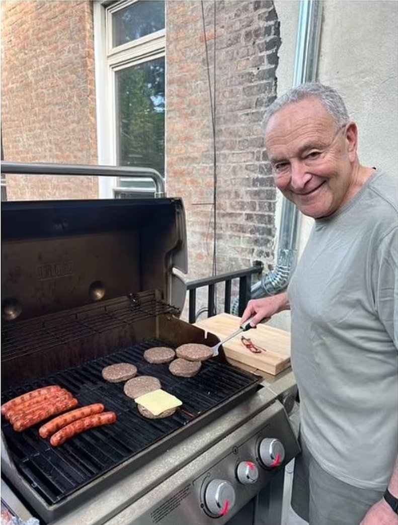 Yiddish_Liberty tweet media