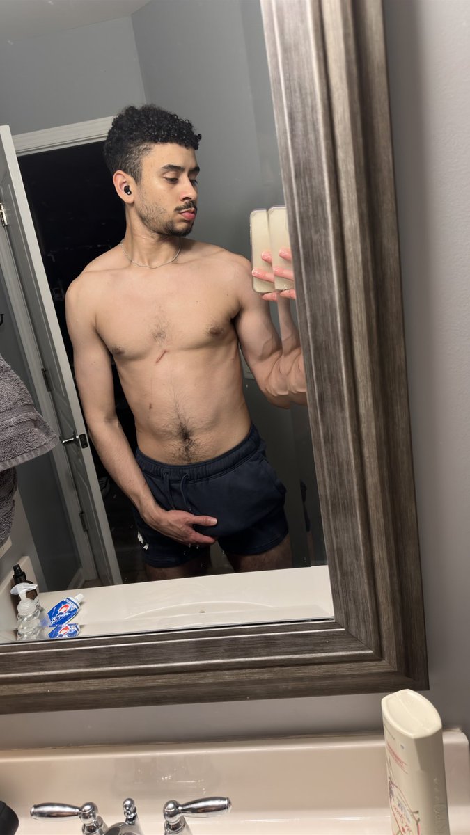 drivamate's tweet photo. I just wanna make you horny https://t.co/tD7xe8ufE5
