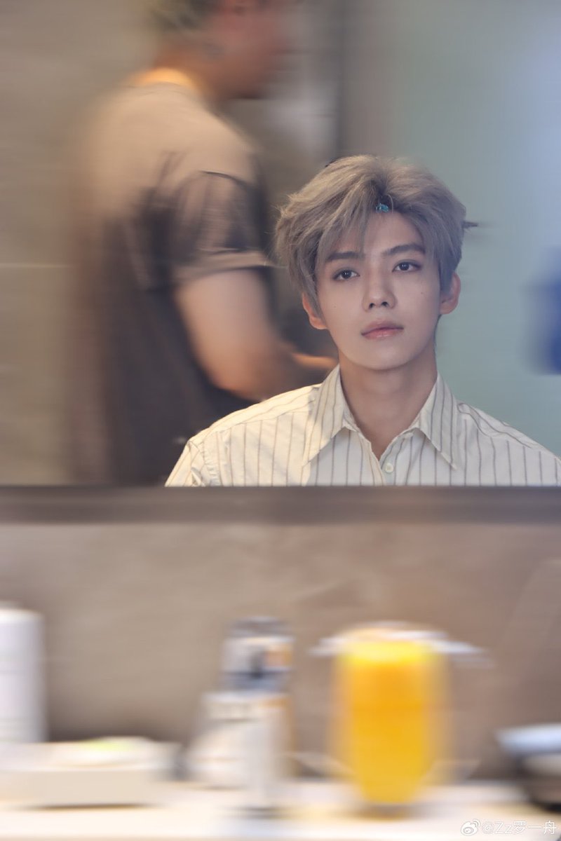 #LuoYizhou has dropped a new single <小火慢炖> 🔥

#罗一舟  #หลัวอีโจว