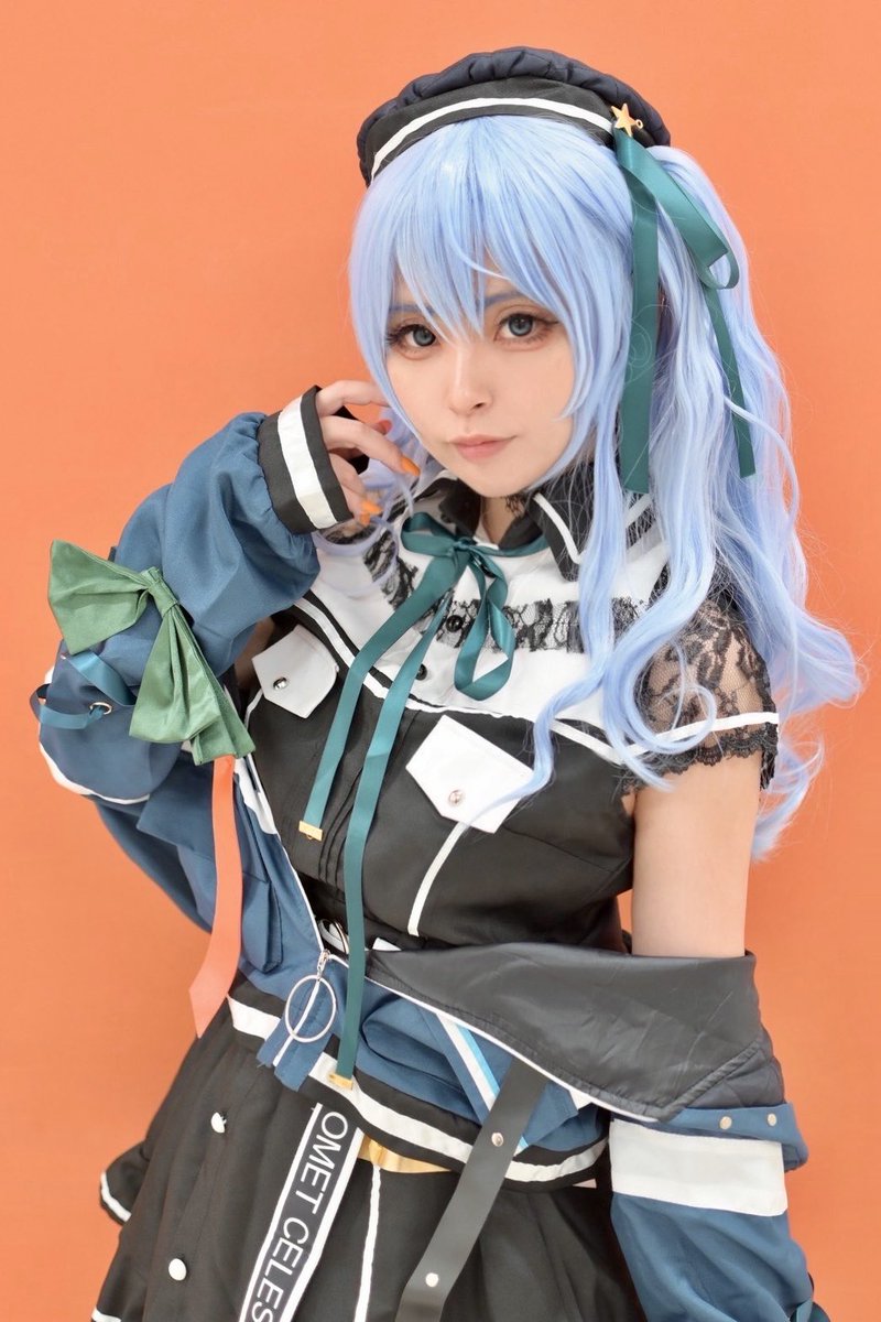 SaakiWhite's tweet photo. 【⚠️Cosplay】

┈┈┈┈┈┈┈┈┈┈

ホロライブ 星街すいせい☄️

 #hololivecosplay 
 #Cosplay
 #コスプレ
 #ほしまちぎゃらりー
 #ヒロコスタ https://t.co/wqqTze61T7