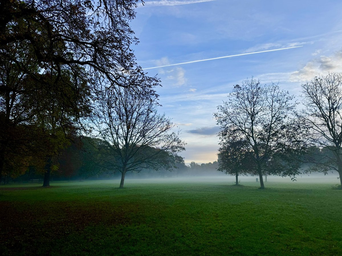 HeddoSiebs's tweet image. #last #run 🏃 in #munich before #takeoff 🛫 #great #city for #running #englishgarden #leopoldstraße 👍#keepgoing and #stayfit 💪 😃 also while #traveling 🙋‍♂️🙌