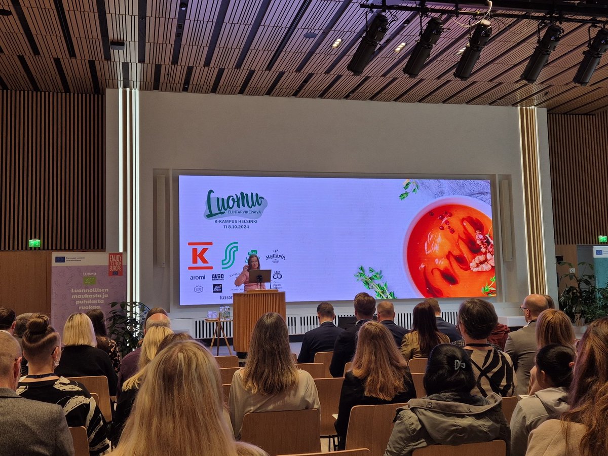 <a href="/ProLuomu/">Pro Luomu ry</a> #luomuep alkaa <a href="/PaiviNerg/">Päivi Nerg</a> avauksella. Pienen maan ruokasektorin toimijoiden on kyettävä aiempaa parempaan yhteistyöhön maailman parhaan ruokaketjun vahvuuksien esilletuontiin ja vienninedistämiseen. 
#onnistummeyhdessä #vientimarkkinat #alkutuotanto #luomu