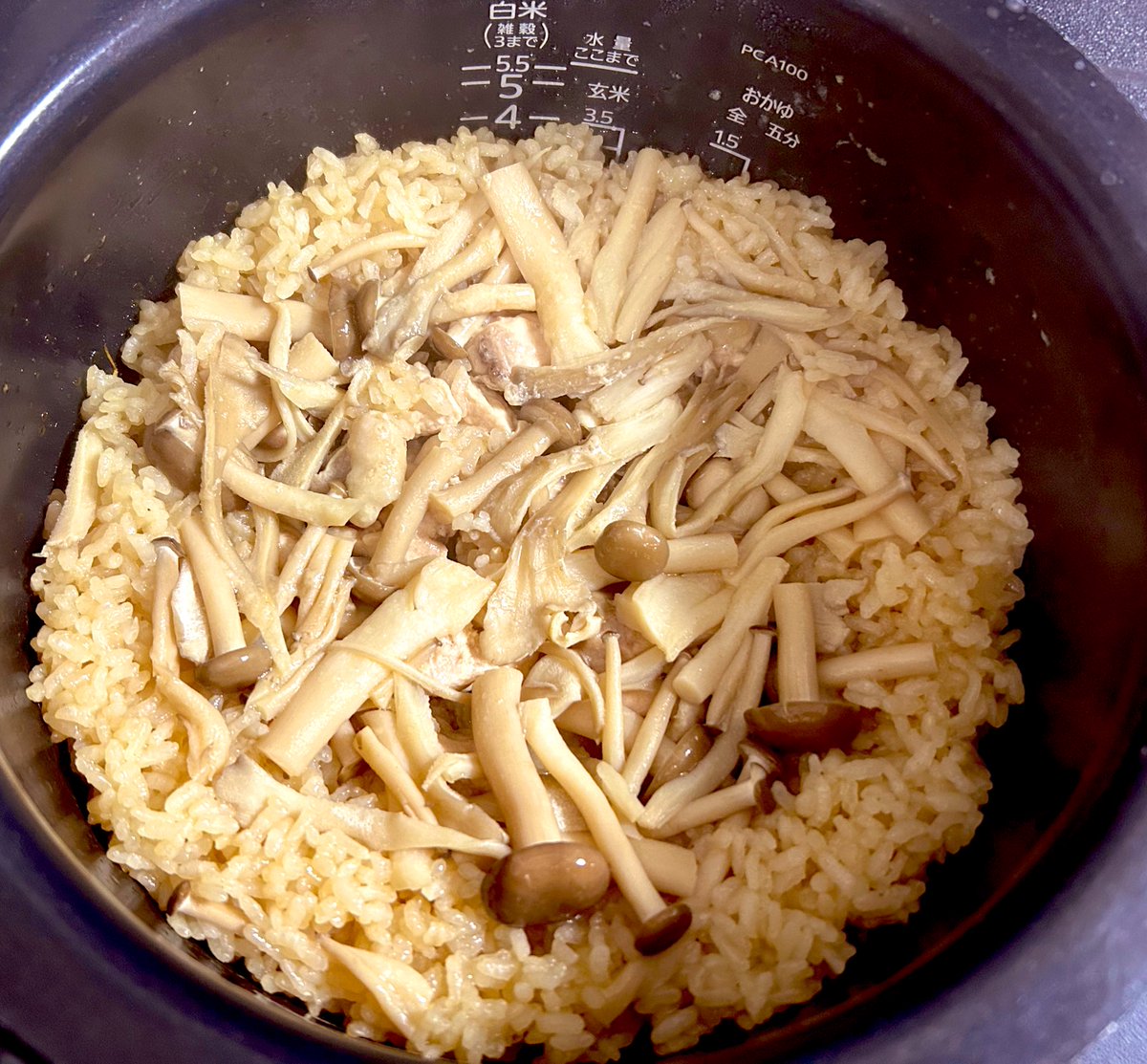 「炊き込みご飯を生成するのにハマりつつある秋今日はサツマイモをゲットしてきたぞ…難」|あずまたま＠『Vママ』コミックス第２巻発売中！のイラスト