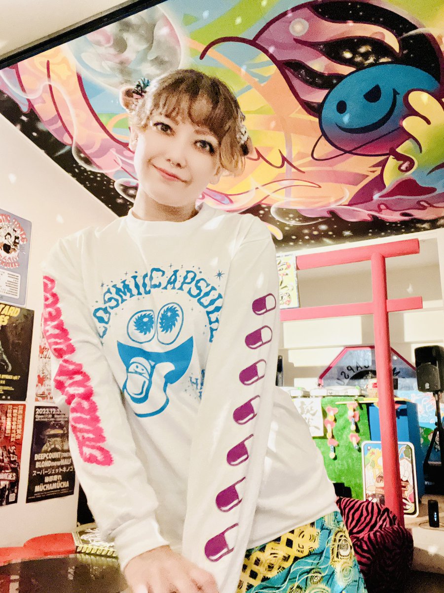 bambi_syndrome's tweet photo. コズミックカプセルロンT、¥5500で発売中💚
黒もあるよ❤️🔥
#cosmiccapsule
#コズミックカプセル
#西院
#裏西院 https://t.co/op9e1hPCLm