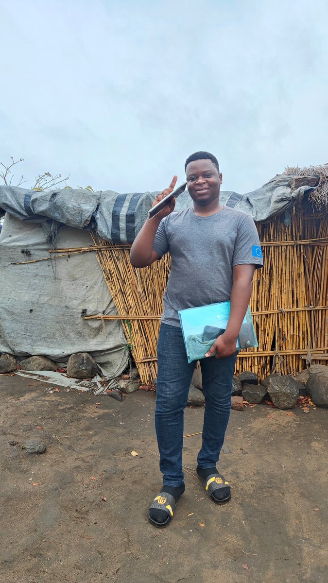MatikiNorth's tweet photo. I had an opportunity to work for @GiveDirectly on a data collection exercise on Losses &amp; Damages experienced due to cyclone Freddy in Nsanje. 

I have perfected my research skills and my capacity to conduct HH Interviews, FGDs &amp; KII's, translating, transcribing &amp; analyzing data https://t.co/CRIcKIsn8j