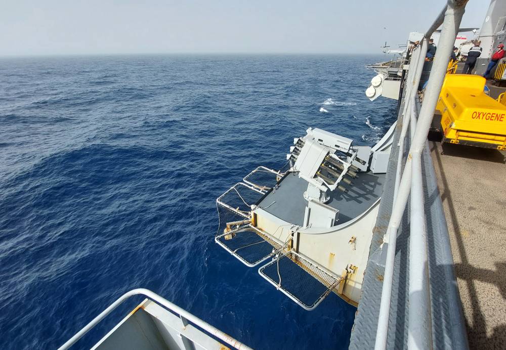 top_force's tweet photo. ⚓️🇫🇷 Afin d’accroître les capacités d’autodéfense des bâtiments de surface @SAFRAN propose d’intégrer des missiles #SATC Mistral 3 @MBDAFrance sur ses lance-leurres #NGDS https://t.co/H62RlsBysw https://t.co/Ysgc7k5BSj