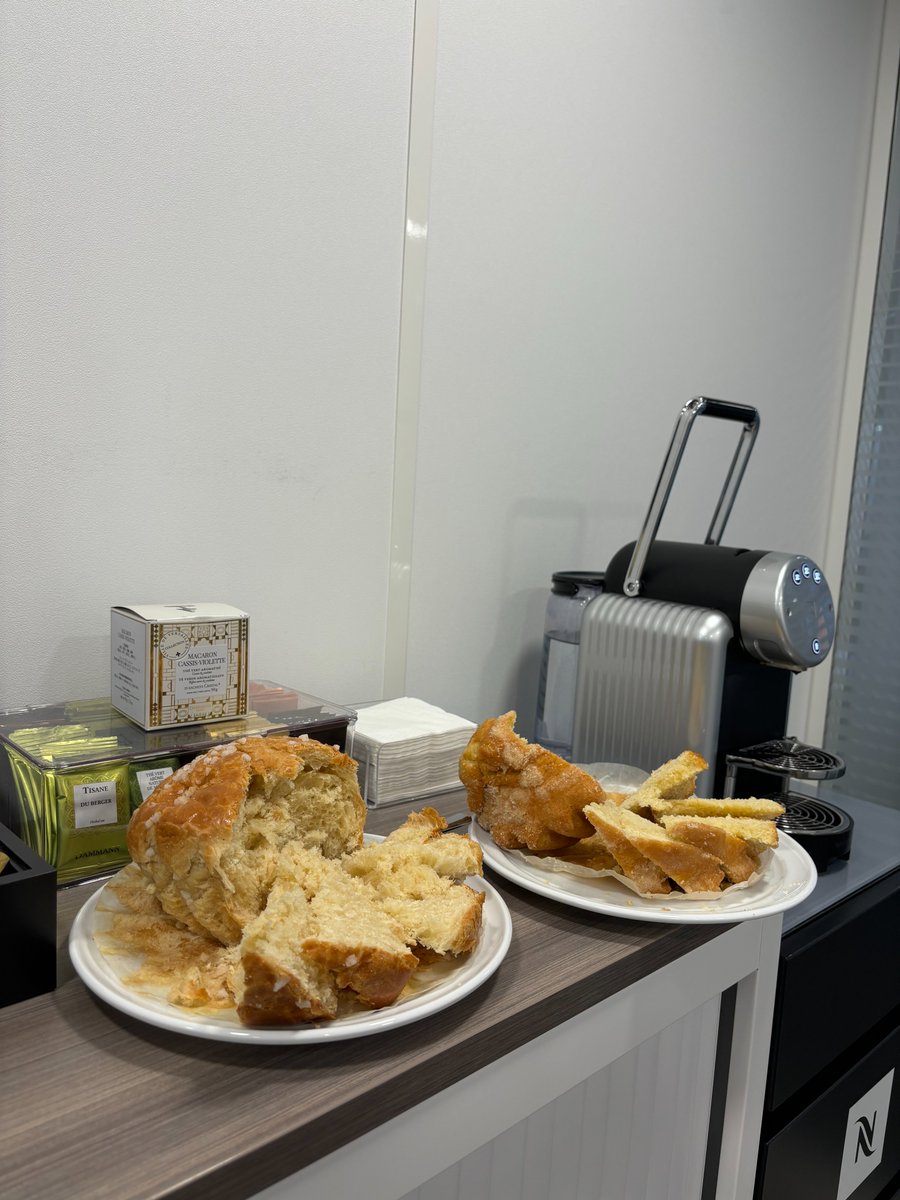 Les petites attention font les grands plaisirs 🍰

Nos #consultants sont formidables ! 
Nous le savons depuis plus de 20 ans maintenant. Qu'ils soient des piliers de notre entreprise ou de nouveaux consultants et #freelances ils sont adorables.
Merci pour ces Pastis Landais 😀 👨🏼‍🍳