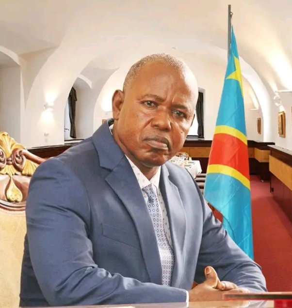 JimmyBokama's tweet photo. A pein reconduit au gouvernorat BOBO BOLOKO BOLUMBU instrumentalise sa dynamique pour invalider sans motif les trois députés provinciaux. Des troubles en perspective dans la province de l', Equateur. Le VPM en charge de l'intérieur interpellé. https://t.co/tbBnM5M5bx