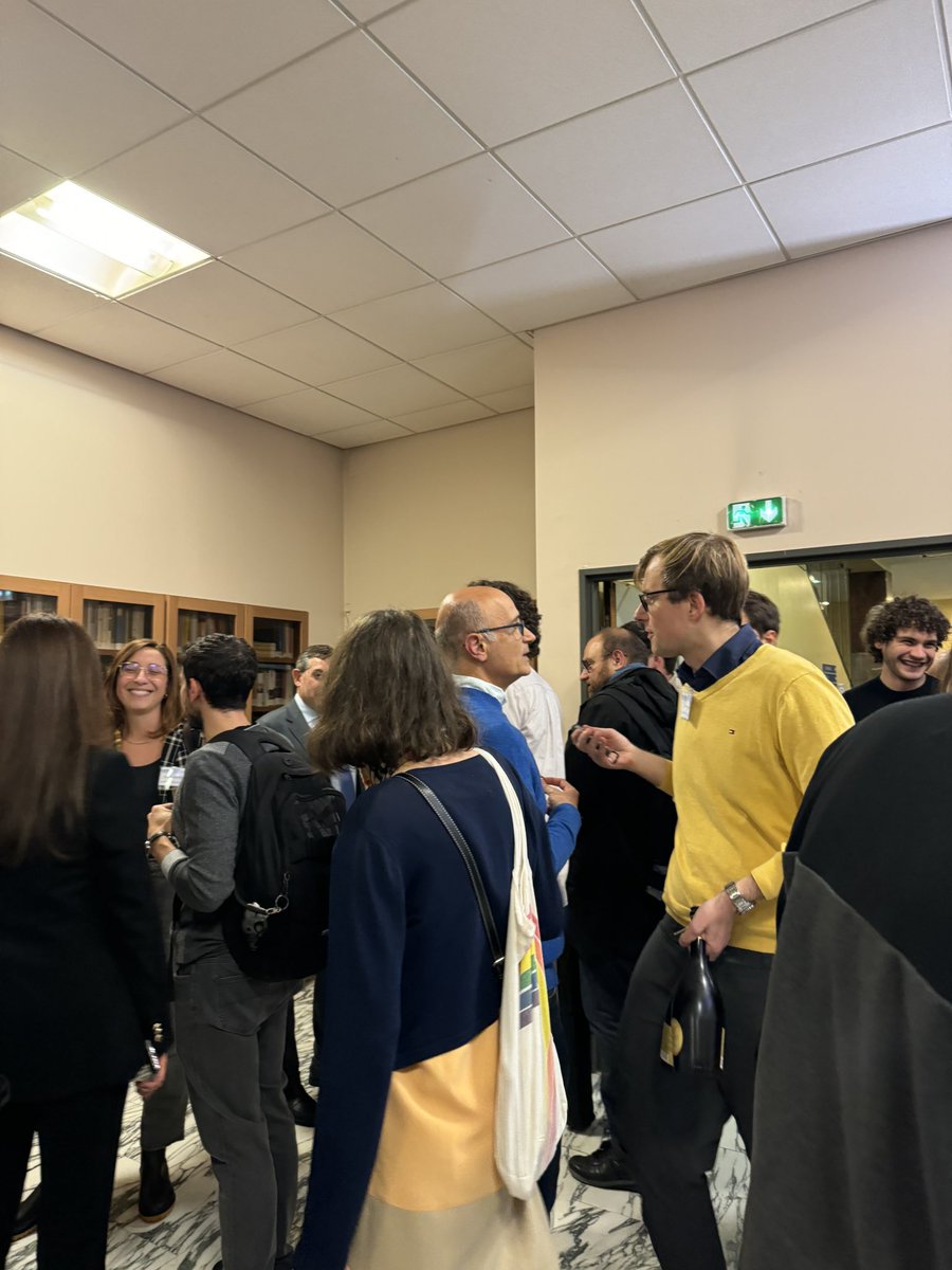 Italy in Paris tweet media