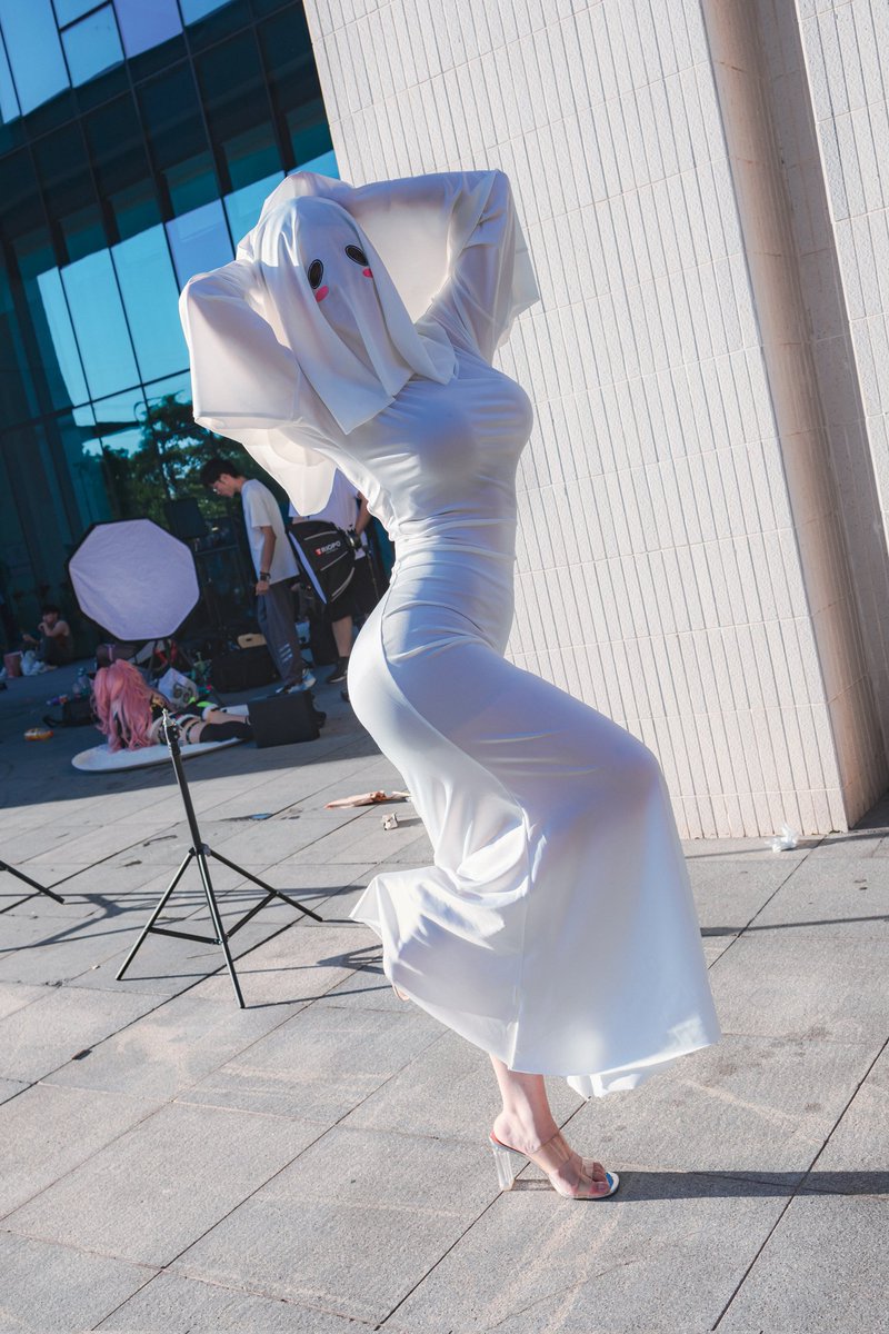 算是成了月更博主了🧐
出镜：@niyeye2019

#摄影 #cosplay #美女 #绝美身材 #漫展 https://t.co/rYditdUZh2