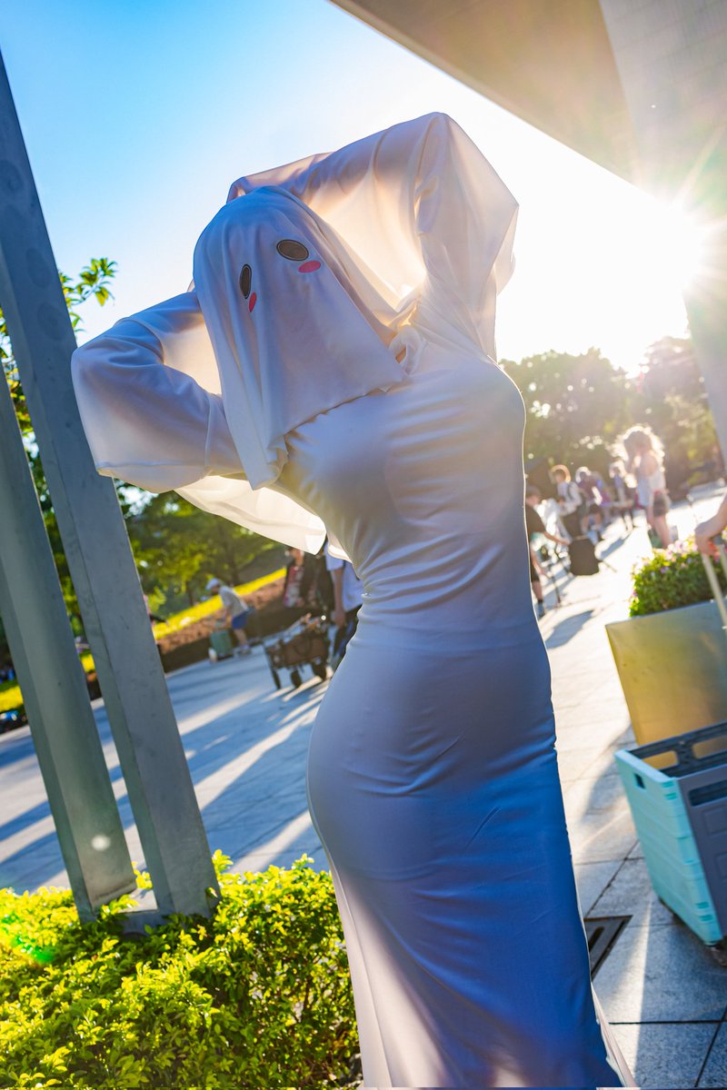 算是成了月更博主了🧐
出镜：@niyeye2019

#摄影 #cosplay #美女 #绝美身材 #漫展 https://t.co/rYditdUZh2