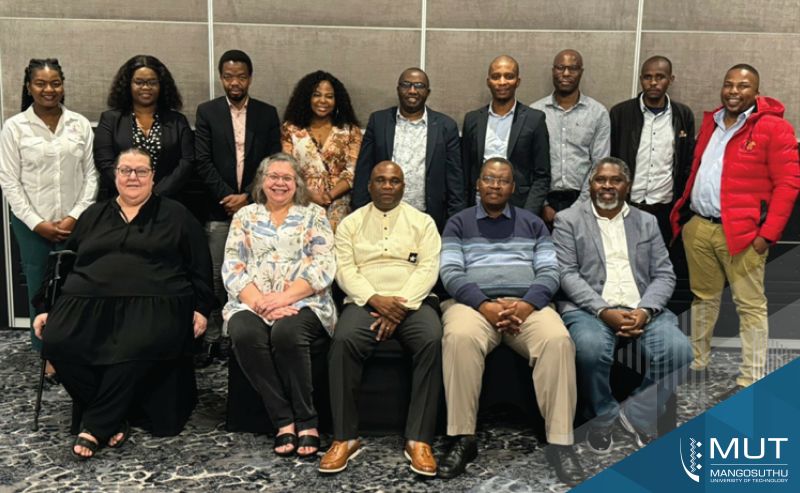 MUTCampus's tweet image. MUT and the University of Venda recently strengthened their collaboration during a meeting between MUT's Research Directorate TLDC and a delegation from the University of Venda. 

Read more ; linkedin.com/feed/update/ur…

#MUT #GrantsManagement #shapeandownthefuture