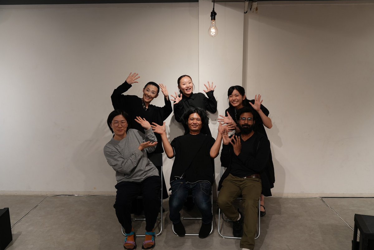 「ハムレットの女たち」
終演いたしました！
観にきてくださった皆様、ありがとうございました。

途中からの参加でしたが、全員で良い作品を作ろうと試行錯誤する創作期間はとても楽しいものでした。
 きっと最初で最後のハムレット役、演じられて良かったです。

ありがとうございました！