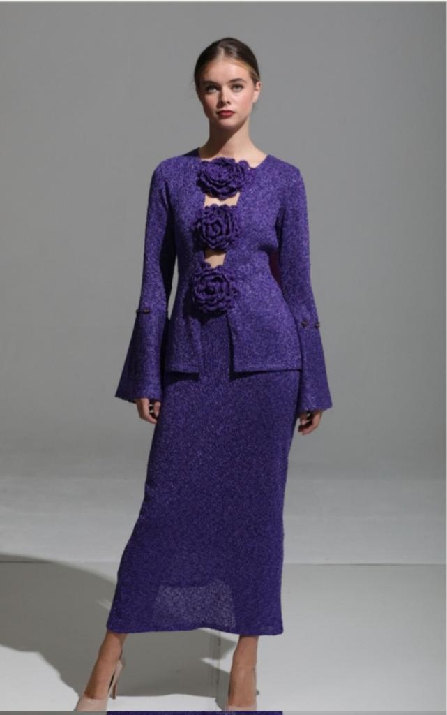 Thinking ahead to #Christmas #partynights?
Pop in to <a href="/CuddyMarion/">marion cuddy</a> in <a href="/ShopPowerscourt/">Powerscourt Centre</a> &amp; try on this little something  💜
Not your colour?  You can order in in another colour &amp; have it #madetomeasure 💙🩷💚❤️
#knitwear #crochet #Irishfashion #Irishknitwear #madeinlimerick