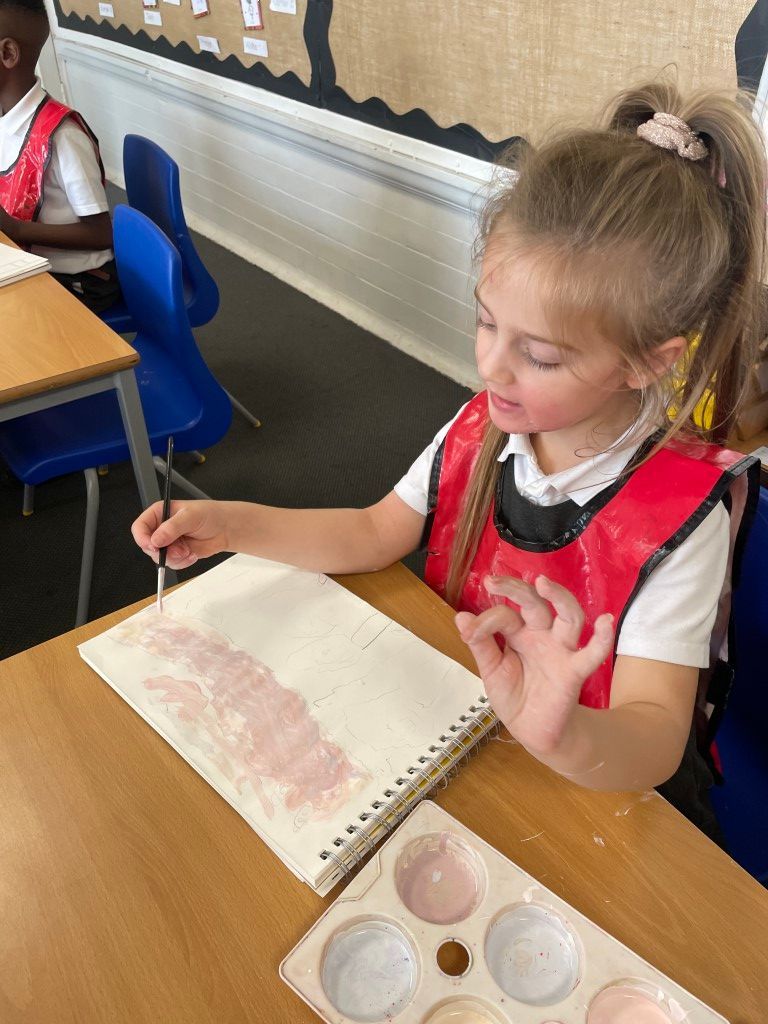 🎨 Last week, Y1 were working very hard in Art. They mixed pastel colours to paint a pale sunset sky in the style of Monet. This week, they’ll be adding the foreground.

Super concentration Lapwings, well done! 😁👏

#WeWorkHard