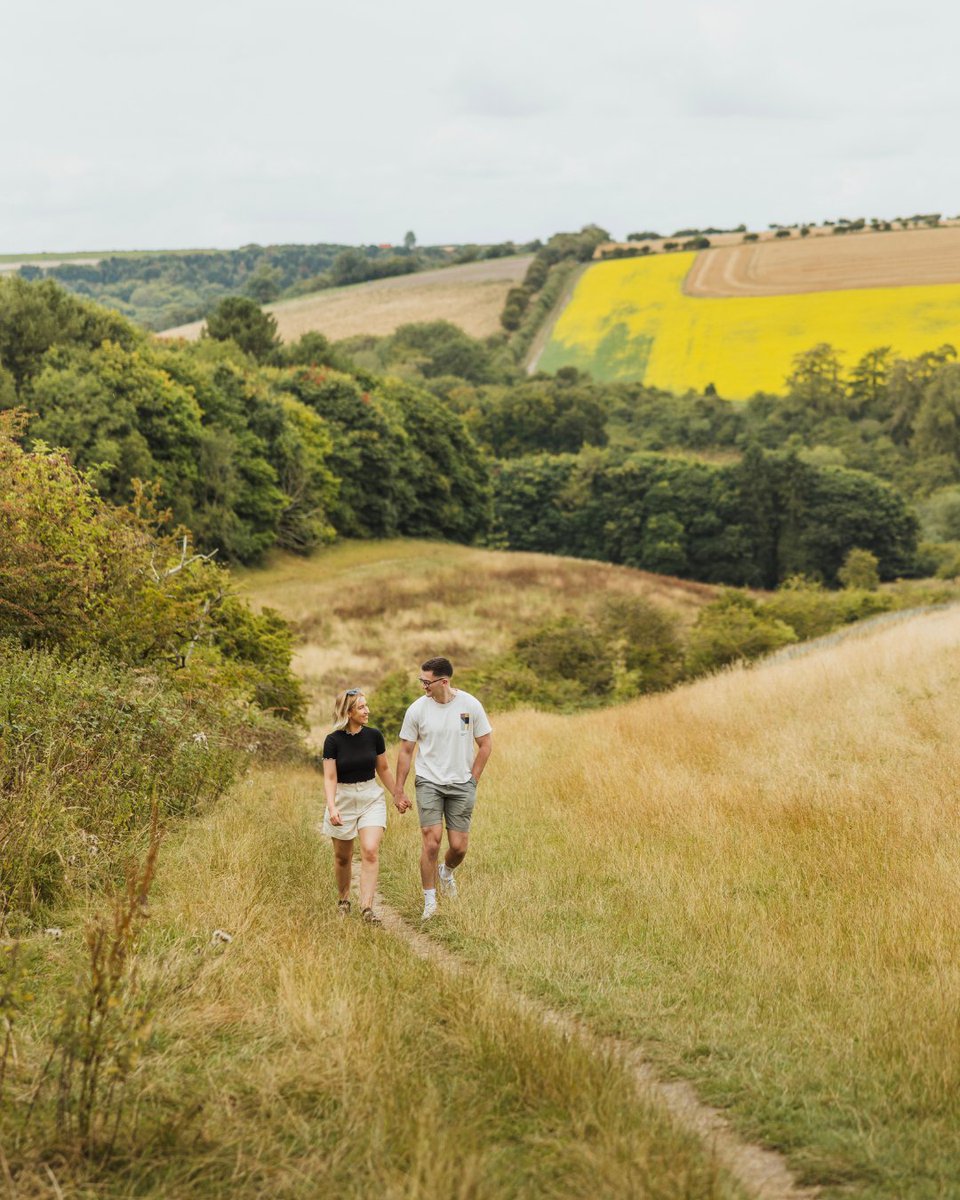 VisitYorksWolds's tweet photo. Natural England have launched a public consultation on a proposal to designate the Yorkshire Wolds as a new Area of Outstanding Natural Beauty! This is your chance to shape the future of one of the most beautiful and historic landscapes in the country 👉 https://t.co/TouowbeKQF https://t.co/Q88L8X82Ru