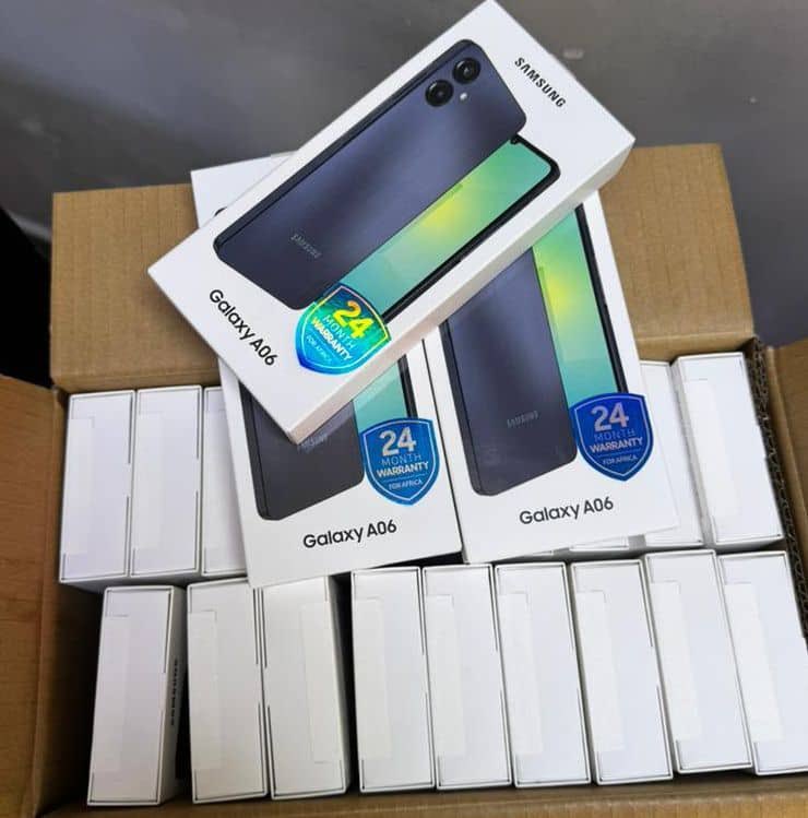 SAMSUNG GALAXY A06

Brand new sealed 

RAM 4 GB
Storage 64 GB

Tsh 350,000/=

Contact us 0717057535📞

Mali mpya sokoni😋
