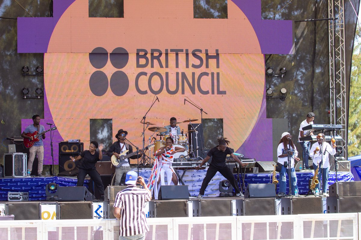 scriptsandbars's tweet image. @CingiVoice @MeetLuminous @bushbabyxrated delivered an incredible performance at the Scripts and Bars Showcase at Jacaranda Music Festival.

@SouthernAfrArts @jacarandamusicf 
@kaymediaafrica

 #SJMF2024 #ScriptsandBars #BritishCouncil #BCSSAArts