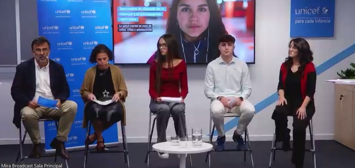 Arranca la presentación de un Barómetro de infancia y adolescencia monográfico sobre #saludmental, que recoge las opiniones de cerca de 5.000 chicos y chicas de 13 a 18 años. 
A dos días del Día Mundial de la Salud Mental, contamos con <a href="/Chema_Vera/">Chema Vera</a>, Pilar Ramos, Alae y José Ángel