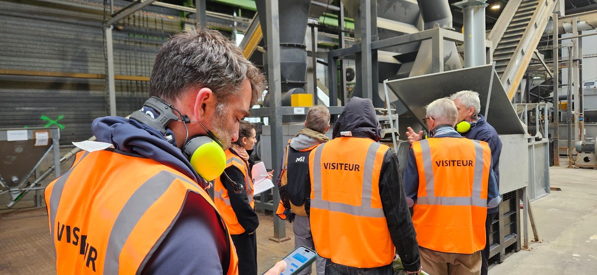 🅢🅤🅡 🅛🅔 🅥🅘🅕 Voyage de presse NORMANDIE - Les nouveaux #Plastiques au service de la décarbonation de l' #industrie #automobile 

Une journée bien remplie dans l'#Eure avec 1 visite de site, 3 rencontres Dirigeants et la visite d'un salon

#MEDIA #RP #VOYAGE #INDUSTRIE