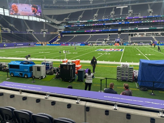Eventshosp's tweet photo. "It was amazing, the seats were row 4 on the 50 yard line. Incredible view!"

We can secure the best seats at the biggest events, including the NFL at the Tottenham Hotspur Stadium.

Visit the website or DM us to enquire about our VIP packages. https://t.co/qu9Gwe2oDN