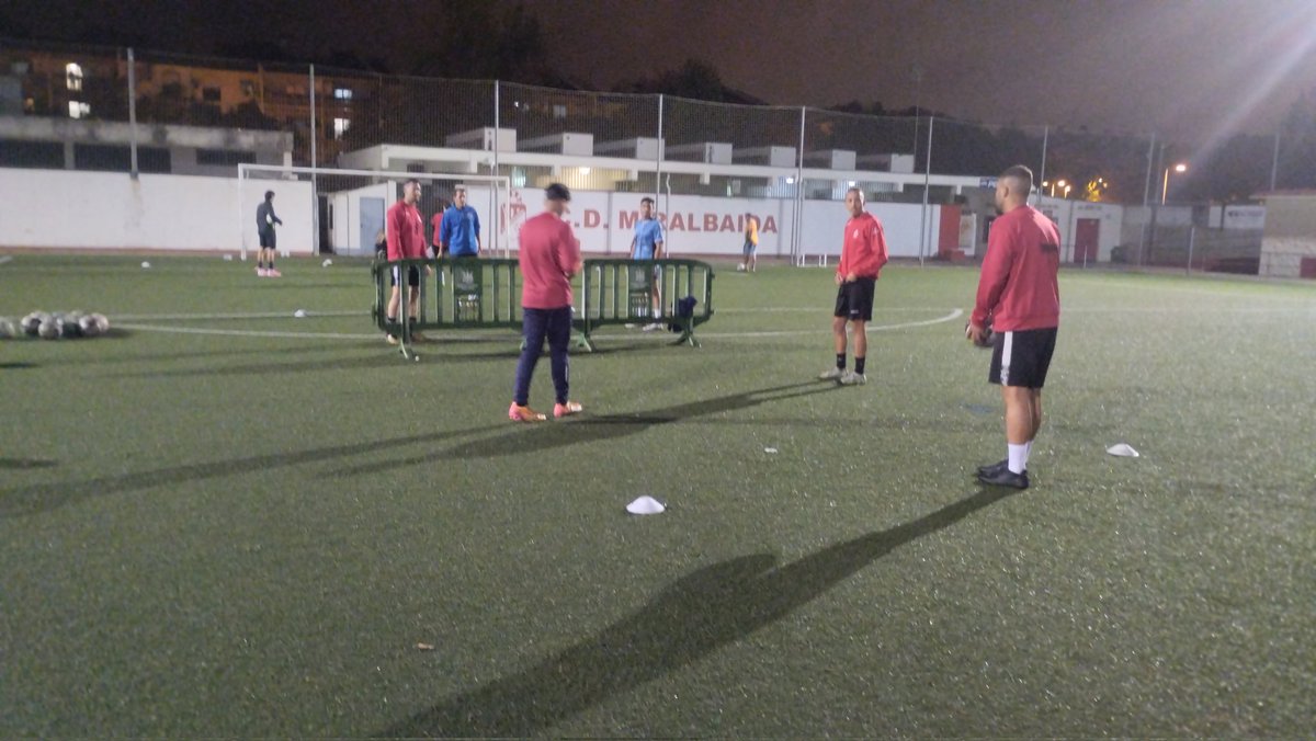 Primera sesión de entrenamientos de nuestro Senior y preparando nuestro próximo partido
