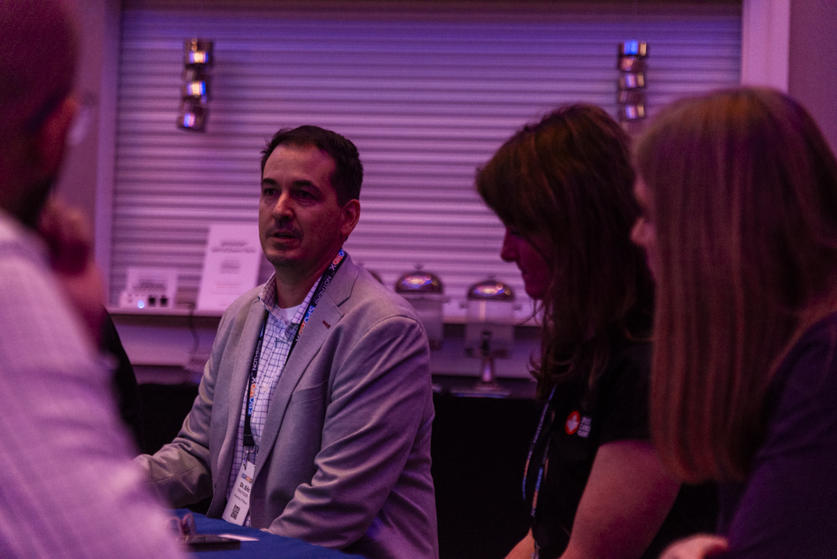 SPOHOXperience's tweet image. Lectures will lose an audience if a room full of CHANGE-MAKERS are told to sit quietly and listen all day long. 
Every single person in the room has a voice at SPOHOX™.
Ready to get off the bench and into the game? site.pheedloop.com/event/spohox24…
#SpoHoX24 #SportHosting #SportTourism