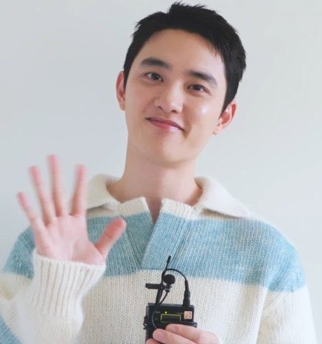 아 웃음나와 옷도 비슷하게 생겻잔아