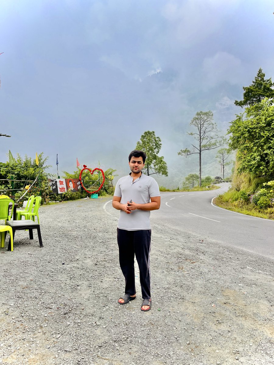 piyushgarg_dev's tweet image. Taking my coding skills to new heights—literally!
