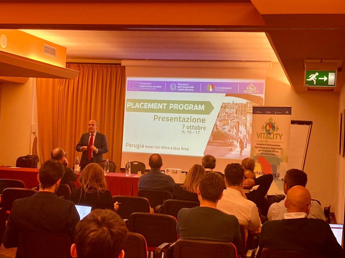 Vitalityunipg's tweet image. Nella giornata di ieri, abbiamo ospitato a Perugia due eventi organizzati da fondazione VITALITY nell'ambito del Placement Program.
Qui alcuni scatti! ๐ธ
#placementprogram #abcimprenditore #vitality #unipg
