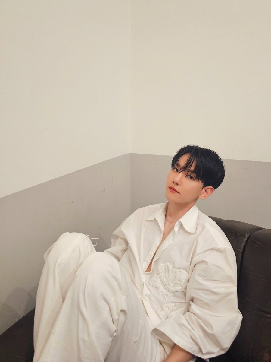 📸 백현 (BAEKHYUN) 'Hello, World - The 4th Mini Album' | Concept Photo World Ver. Behind Photo

weverse.io/baekhyun/media…

#백현 #BAEKHYUN #HelloWorld #PineappleSlice