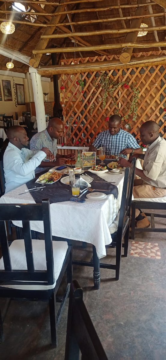 PhiriDivah's tweet photo. Great food and even better company! Had an amazing lunch with the team from Polachem Investments at Casa Mia Restaurant. Cheers to good times and great friendships between Charter Seeds and Polachem! ๐ฝ๏ธโจ #LunchWithFriends https://t.co/5OFHYoBmac