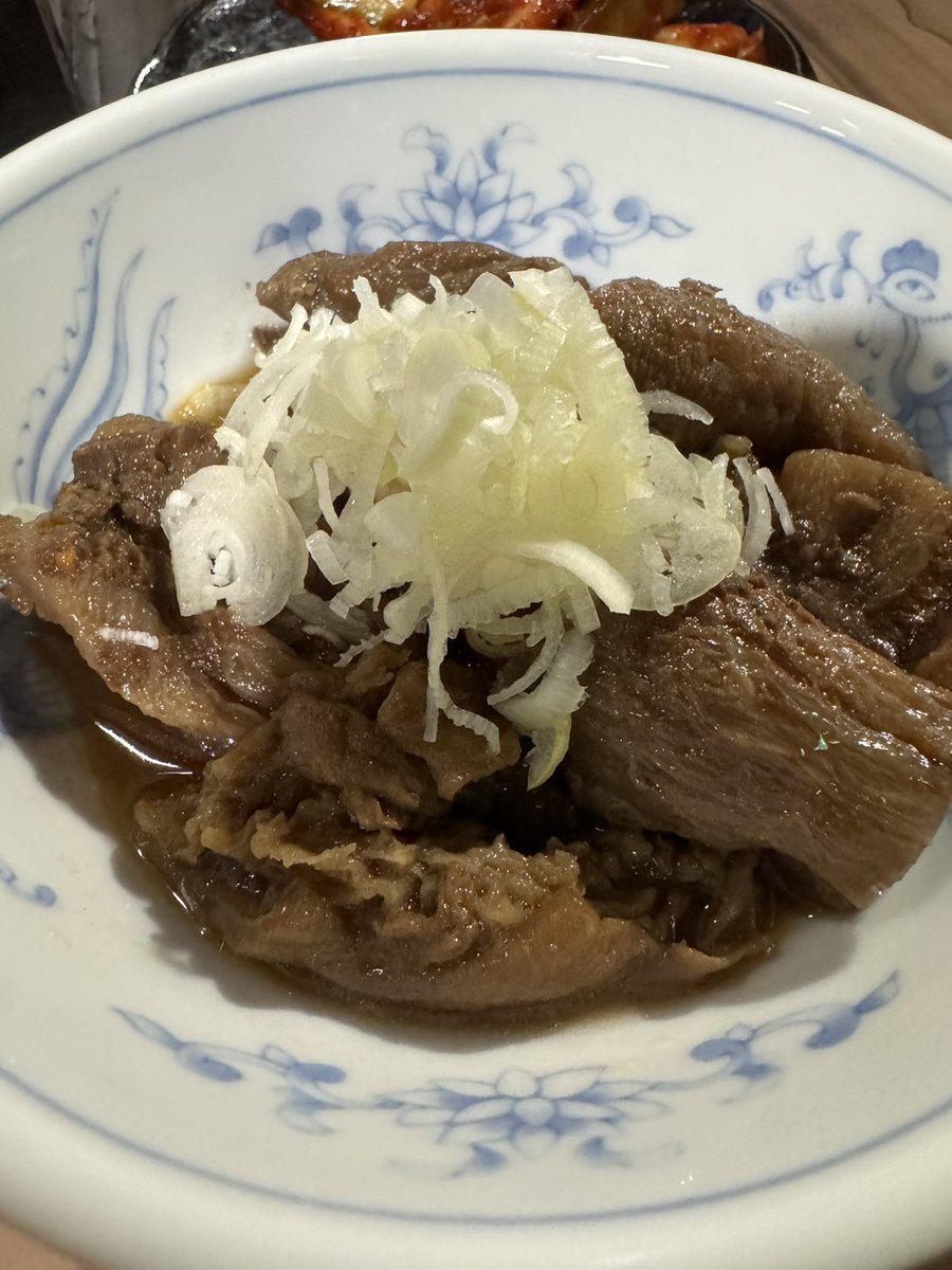 hinobuta's tweet photo. ディナーの新メニュー「牛スジの煮込(800円)」大好評発売中です♪ https://t.co/4No0tWXHo4