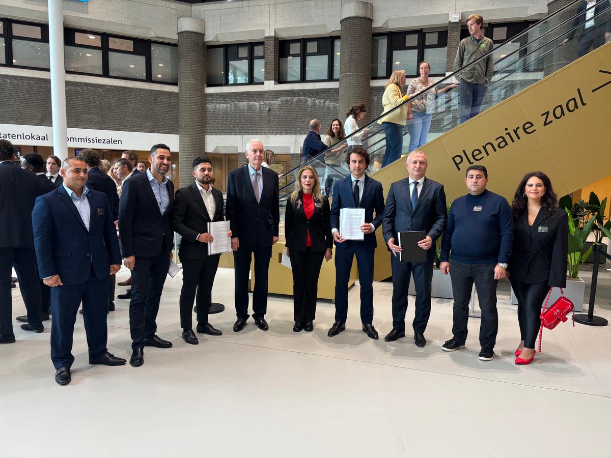 De commissie Buitenlandse Zaken nam vandaag een petitie in ontvangst van de Stichting Ana Vatan over uitspraak in het regeerprogramma over 'De verovering van Nagorno-Karabach'.