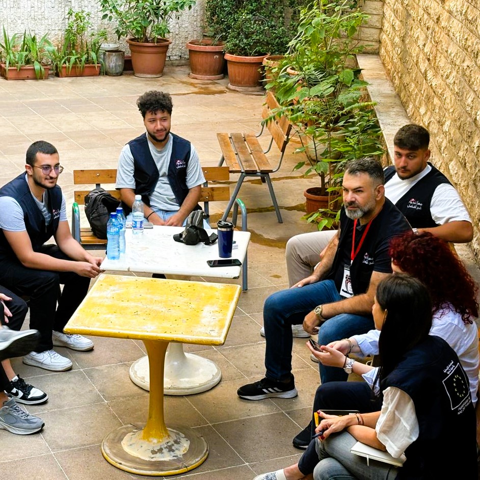 mathieu_luciano's tweet photo. A big thank you to @LebIntUni for opening your doors to 850 IDPs in Beirut. Your students and staff are going above and beyond. Today, with @eu_ECHO, we saw your incredible dedication firsthand, and it’s truly inspiring. @ECHO_MiddleEast @IOMLebanon https://t.co/MVRYAsUBVJ