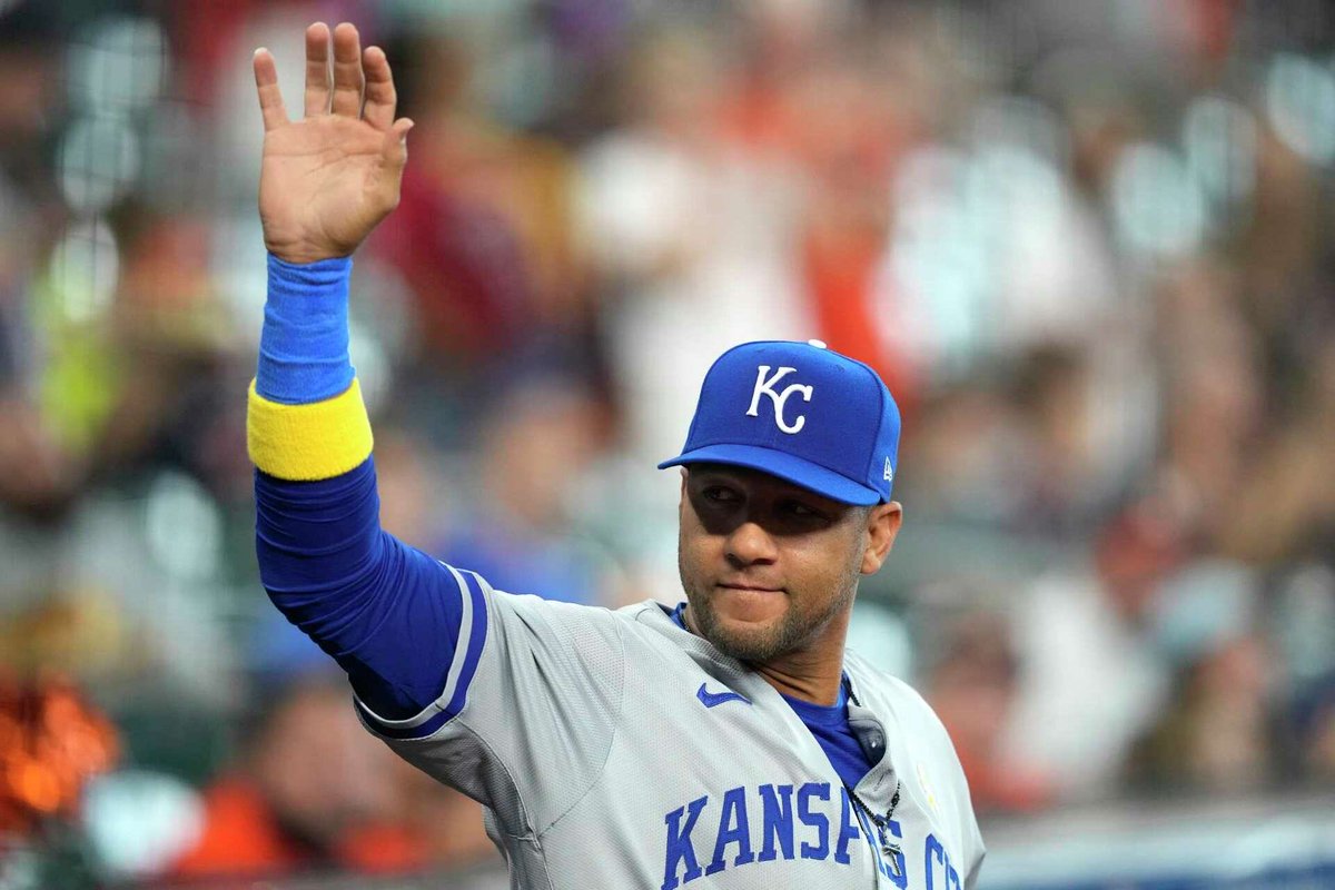 Go get the Royals to the ALCS, Yuli.