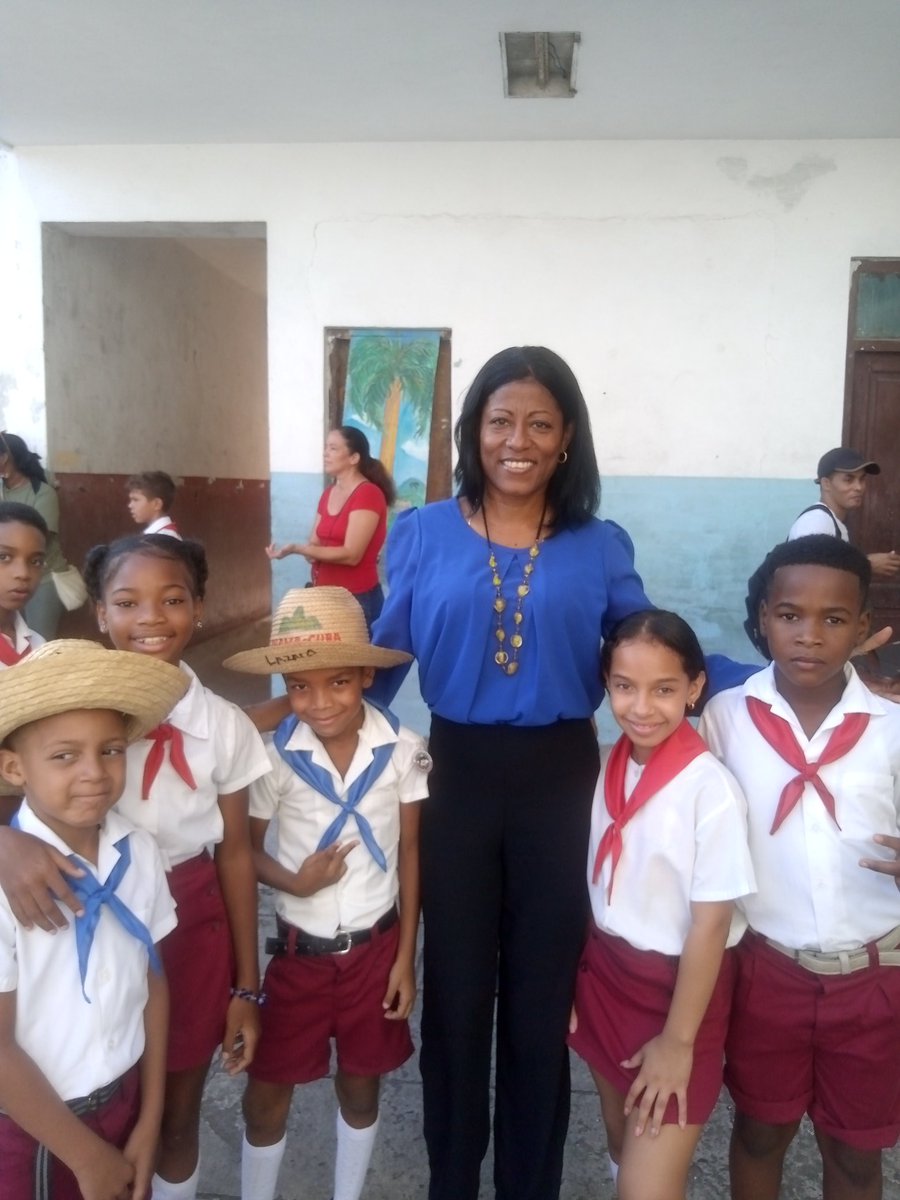 La institución educativa Reinel Paez Pérez se vistió de gala para el acto de ingreso  a la OPJM y Movimiento de Pioneros Exploradores.