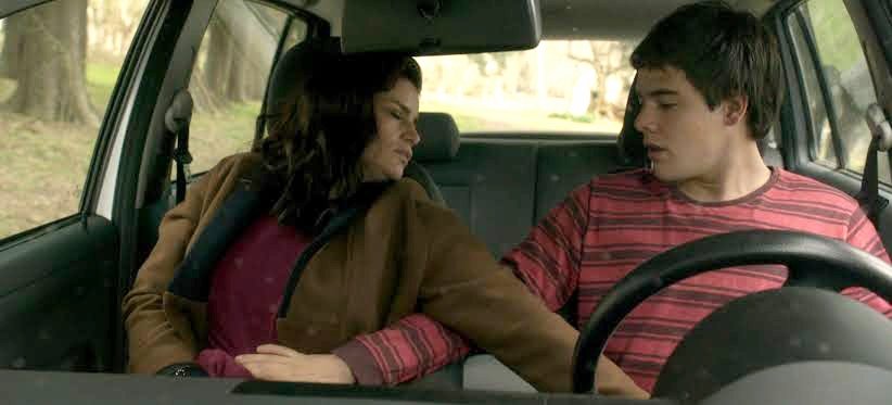 𝐍IKHIL on X: "Amor bandido (3/5🌟) Spanish (2021) 🔞 "A young man has an  aff@ir with his high school teacher and they run away to a private  estate...." Decent pacing with a