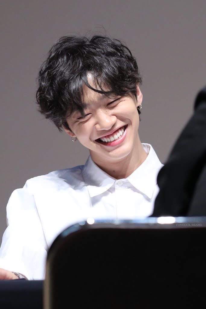 옘비 tweet media