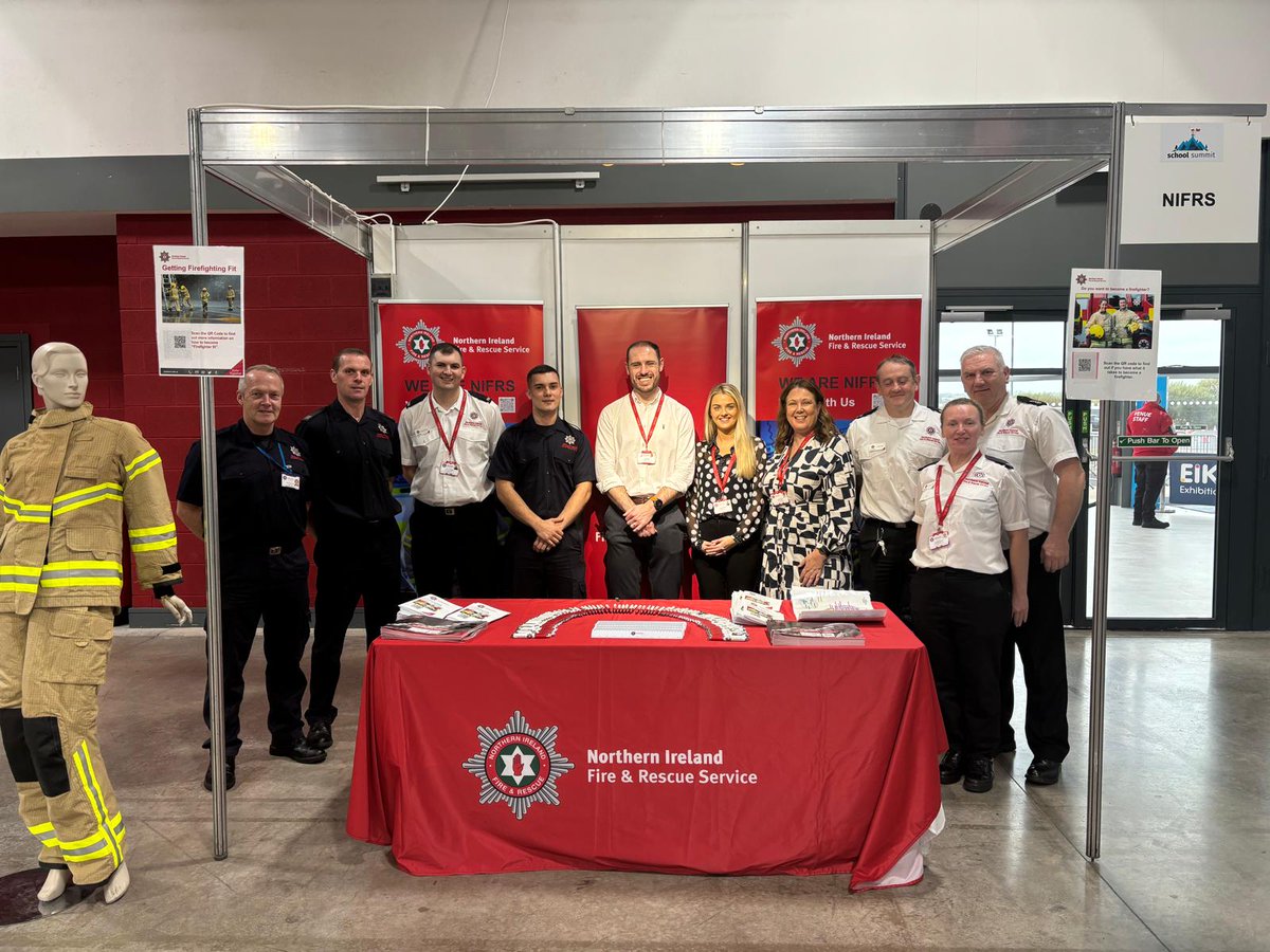 NIFRSOFFICIAL's tweet photo. End of two successful days at @schoolsummitNI
It was great to meet so many young individuals and discuss future careers in the Fire Service. 🚒😊
Thanks to everyone who visited our stand, we hope you consider NIFRS for your future careers! 🧑🚒
#SchoolSummit #FutureLeaders https://t.co/Gga83VU5FC