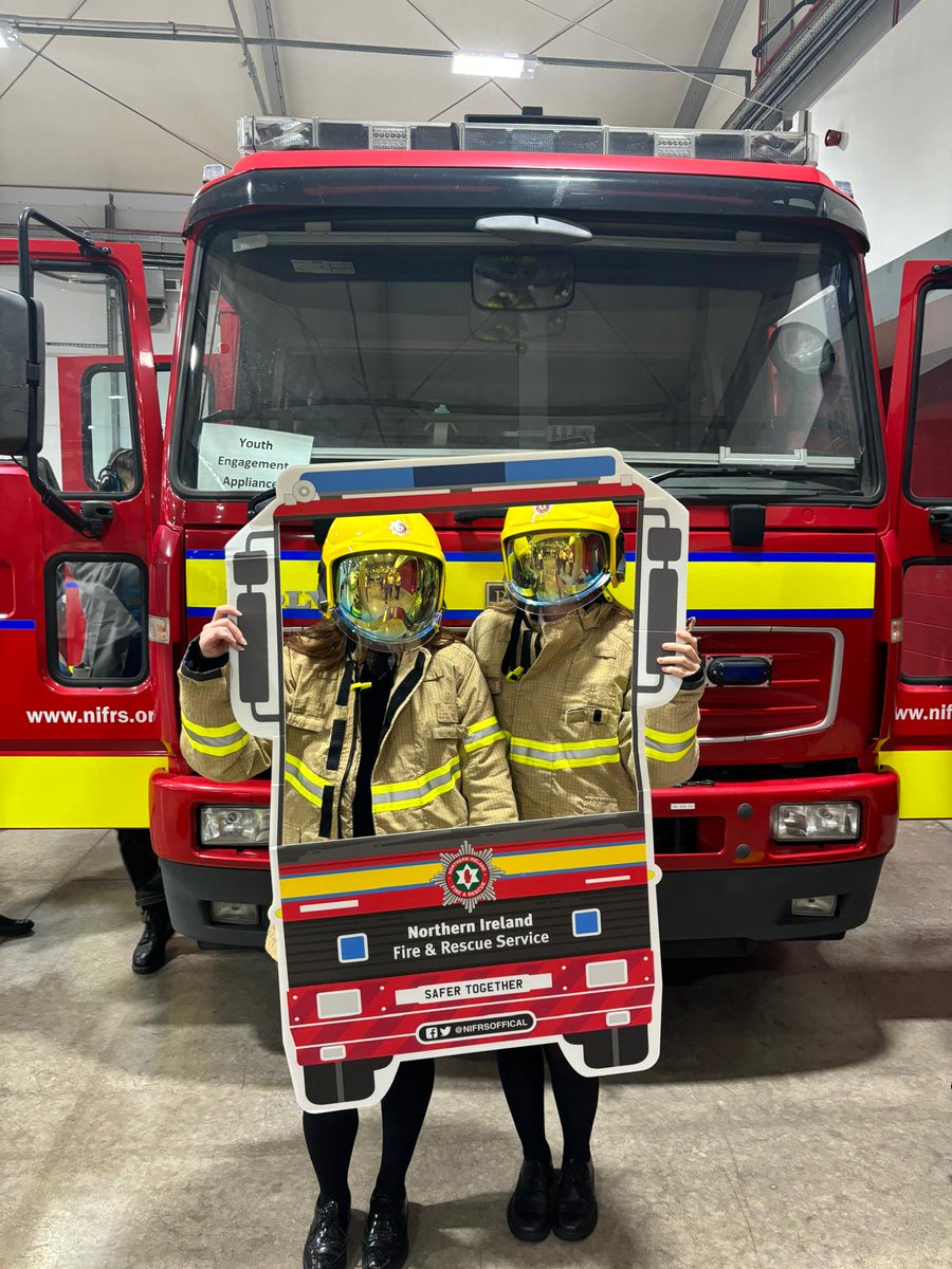 NIFRSOFFICIAL's tweet photo. End of two successful days at @schoolsummitNI
It was great to meet so many young individuals and discuss future careers in the Fire Service. 🚒😊
Thanks to everyone who visited our stand, we hope you consider NIFRS for your future careers! 🧑🚒
#SchoolSummit #FutureLeaders https://t.co/Gga83VU5FC