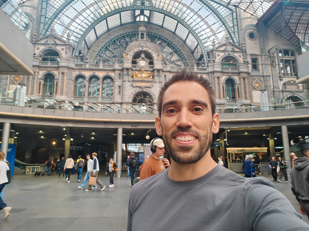sergialmar's tweet image. Hello Antwerp. #Devoxx I&apos;m back!